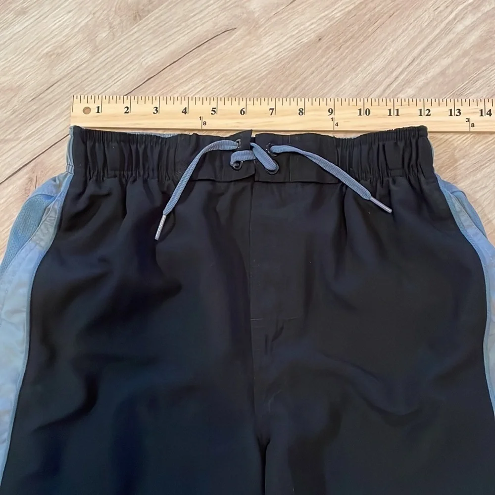 Nike men’s black/gray swim trunks. Size S.
